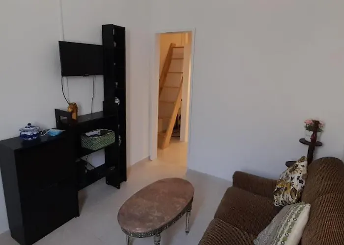 Moradia Em Vila Da Cidade *